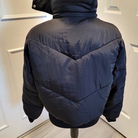 Black Winter Ski Parka Puffer Jacket Size Small - Picture 6 of 15